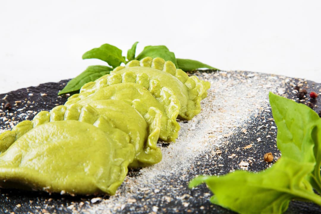 WIERZEJKI Pierogi ze szpinakiem i serem feta 400 g