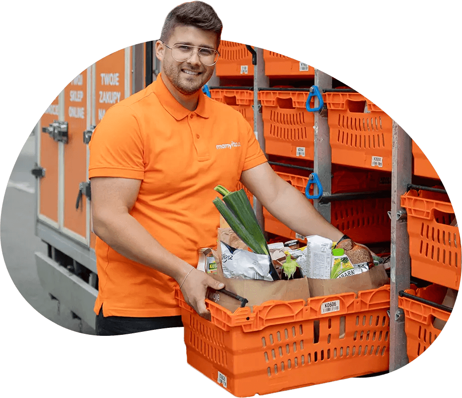 Kompletowanie zamówienia w magazynie mamyito.pl