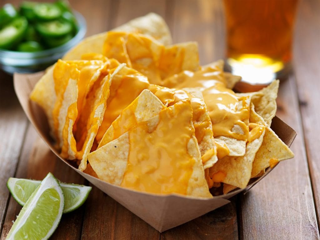 3. Nachosy z serem