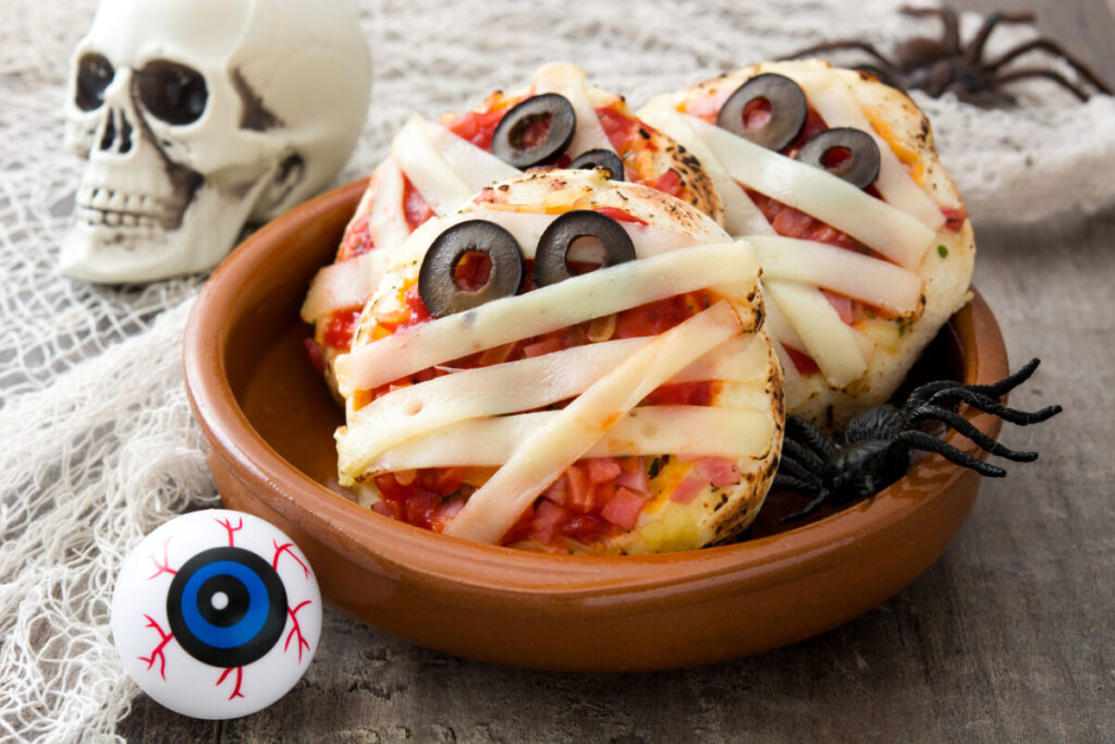 3. Pizze w kształcie mumii