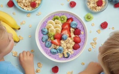 Superfoods w diecie rodzinnej: 5 sposobów na przemycenie zdrowych składników