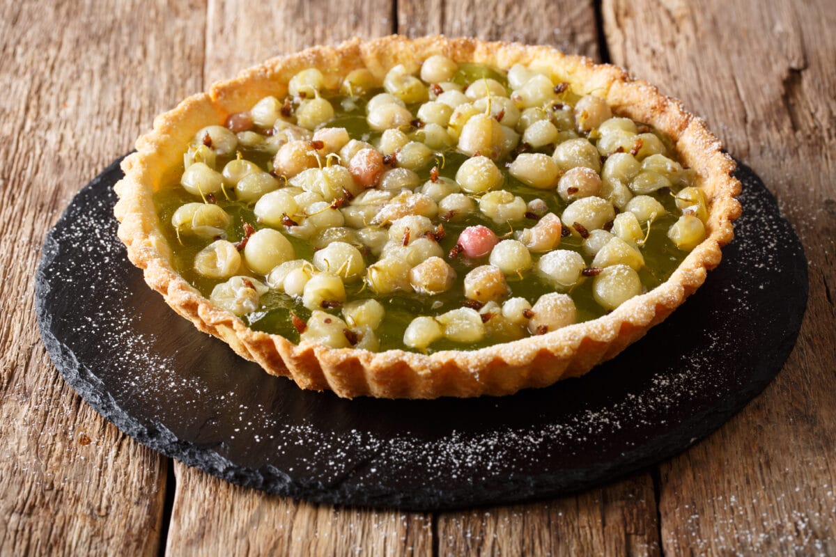 Przepisy z agrestem – pomysły na ciasto, kompot i dżem